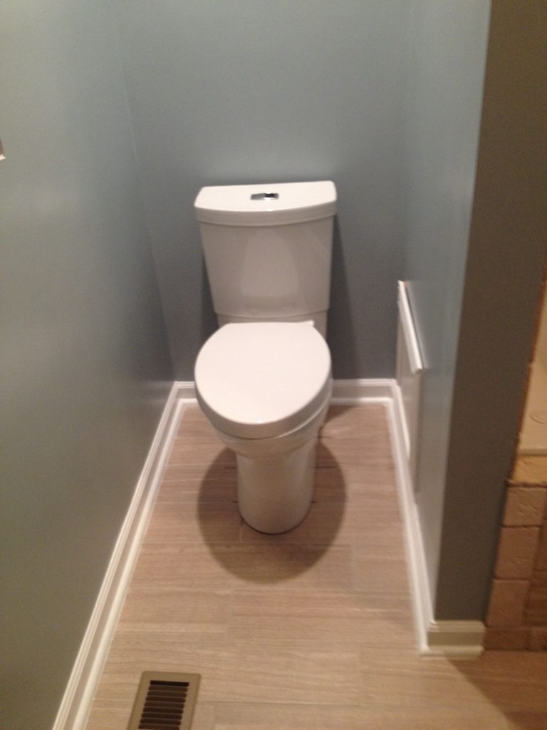 A full bathroom tear out and renovation, complete with tile shower, new vanity, and décor. Check out this bathroom renovation!
