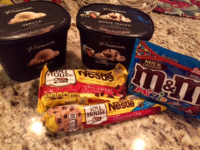 Homemade Ice Cream Cookie Sandwiches - Cookies, ice cream, and M&M's all in one? Yes, give me the most delicious, over the top treat!! Homemade Ice Cream Cookie Sandwiches - Cookies, ice cream, and M&M's all in one? Yes, give me the most delicious, over the top treat!!