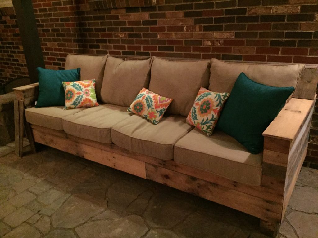 Decorate your outdoor space with frugal patio furniture and décor ideas from The Little Frugal House! DIY Furniture Builds, Yard Sale Finds, and More! 