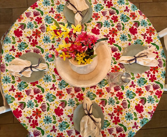 Warm weather brings a lot of to do's, fun activities, and a lot of possible budget busters. Use these 25 spring saving tips to stay in budget!