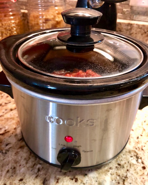 Have you heard of crockpot "dump" meals before? Where you literally just dump ingredients in a slow cooker and let it cook? Then you come home to a warm and delicious meal all ready and waiting for you. Enjoy these 23 crockpot dump meals!