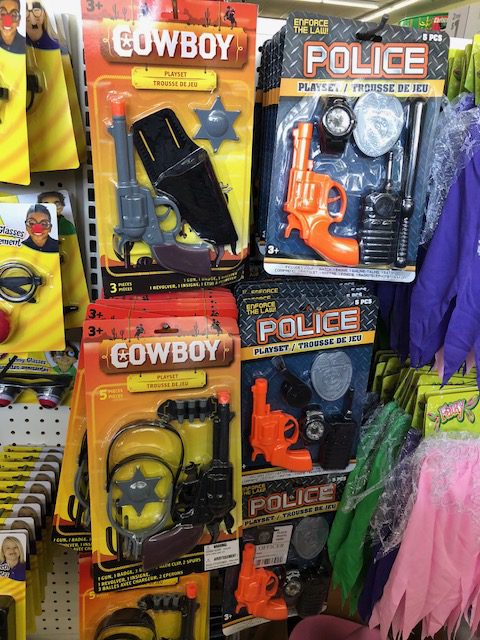 dollar tree halloween toys