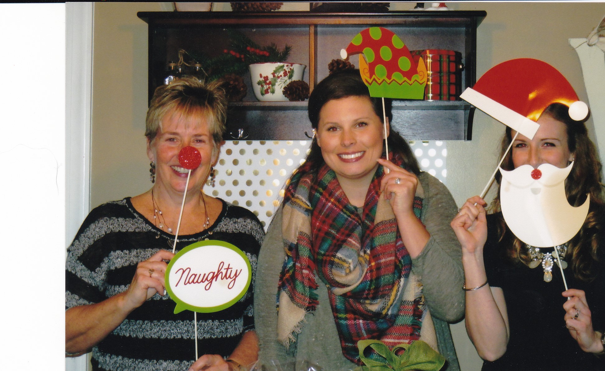 How to host a Favorite Things Party the easy and inexpensive way. Each guest gets to take home a few of other guest's favorite things!