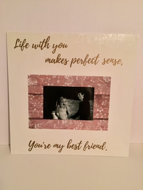 A simple DIY Anniversary Gift idea for husband, for him, for her, for parents, for couples, for grandparents, for boyfriend, for friends. So creative!