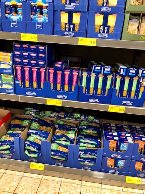 My favorite things to buy at Aldi. Learn what to buy and the must haves to cut your grocery budget, buy great food, and save time & money grocery shopping.