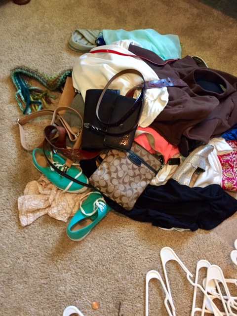 Learn how to organize your small closet with these 10 simple and easy tips! DIY your closet makeover with these ideas to organize your clothes, use shelves, shoe racks, and more. Small spaces can be challenging, but you can get your wardrobe organized easily with these 10 tips.