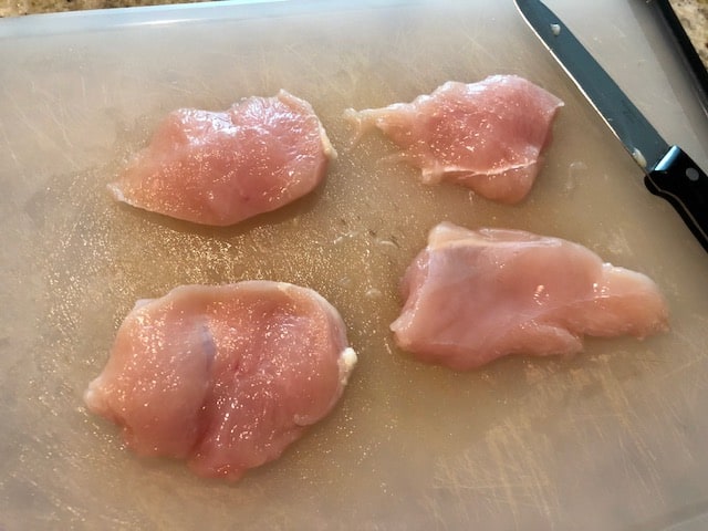 Use this quick freezer cooking plan to make 22 meals in just 30 minutes. Get your freezer stocked with these easy make ahead meals to feed your family on busy nights. These freezer meals are easy and you may already have most of the ingredients. Perfect for beginners, as some meals are no cook freezer meals.