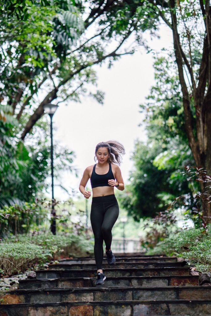 These free exercise ideas will help you save money and get in shape. Find free work out plans, inspiration, and motivation to work out. 