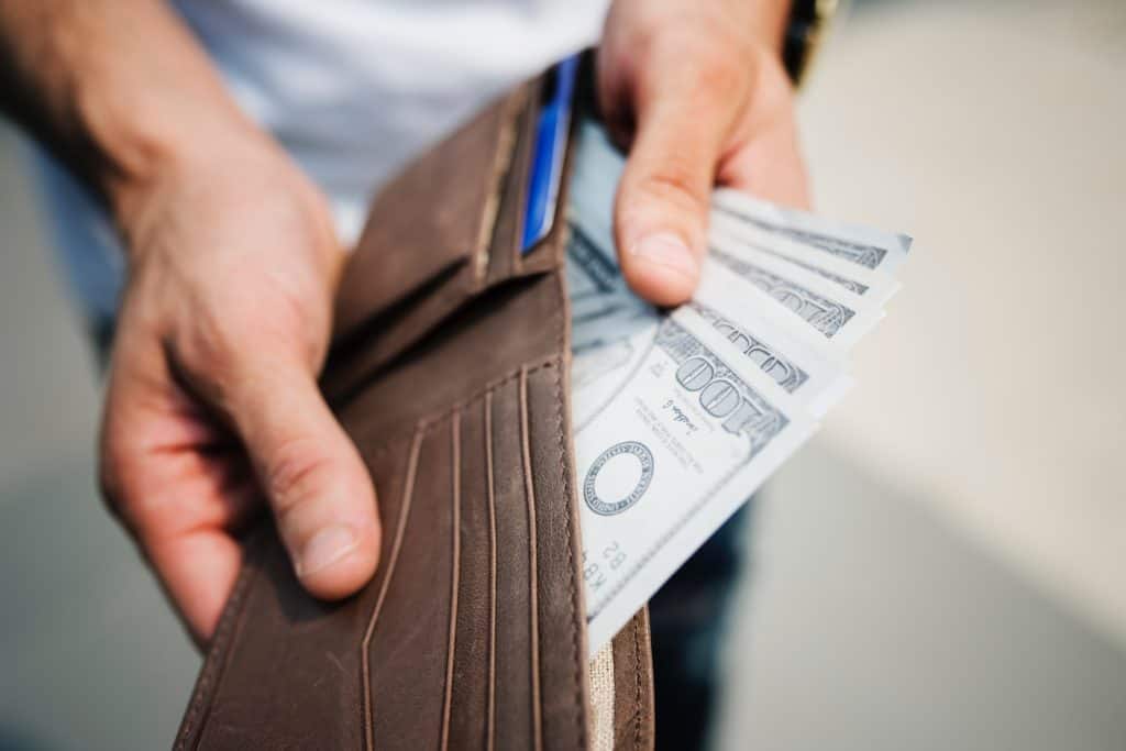 Learn the 6 ways to pay off debt quickly even if when you're broke or on one income. Use these tips to pay off our house or other debt quickly!