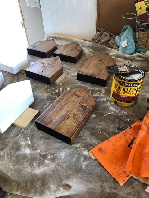 Make you own DIY wood house sign with this simple and frugal tutorial. So cute for farmhouse home decor or new wall art. Paint or stain these for a fun look
