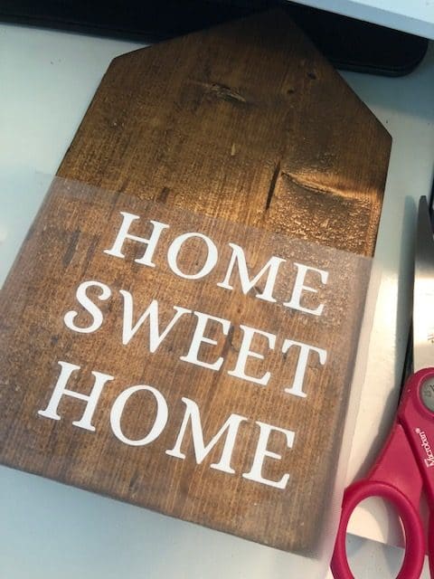 Make you own DIY wood house sign with this simple and frugal tutorial. So cute for farmhouse home decor or new wall art. Paint or stain these for a fun look
