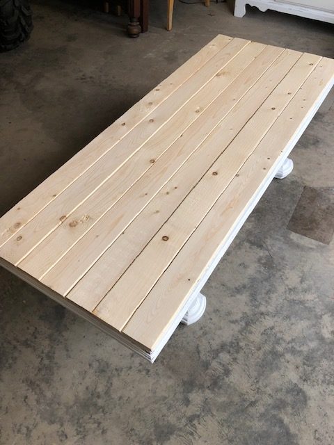 Check out this amazing DIY wooden glasstop painted coffee table makeover! The before and after will give you ideas for a rustic farmhouse look!