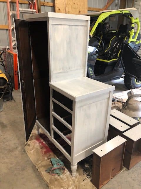Check out the amazing before and after of this DIY armoire makeover! White, farmhouse, antique and perfect for the bedroom or kitchen with storage ideas!