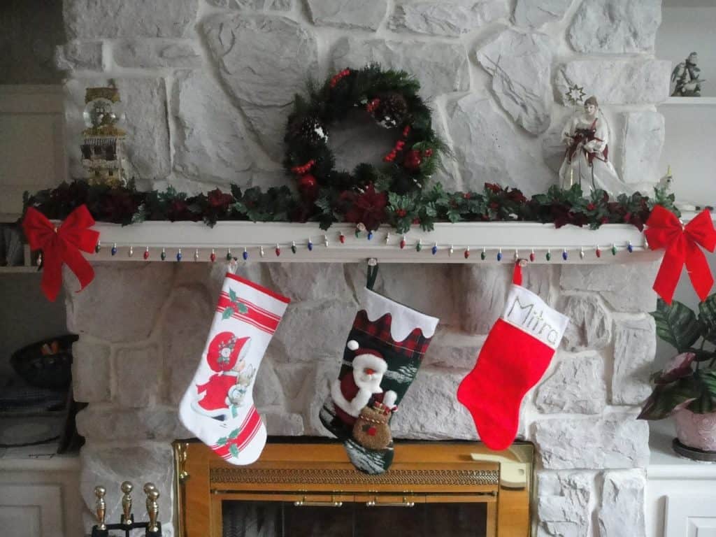 This list of stocking stuffer ideas helps you fill stockings on a budget for men and for women. Dollar Tree ideas, craft supplies, practical items, and more