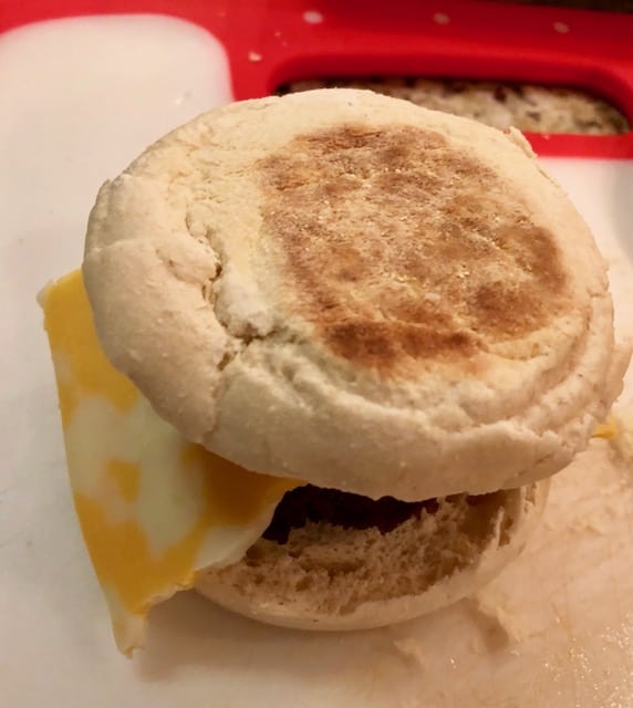 These easy make ahead breakfast ideas will help you eat healthy meals on the go. Learn how to freeze sandwiches, burritos, and more.