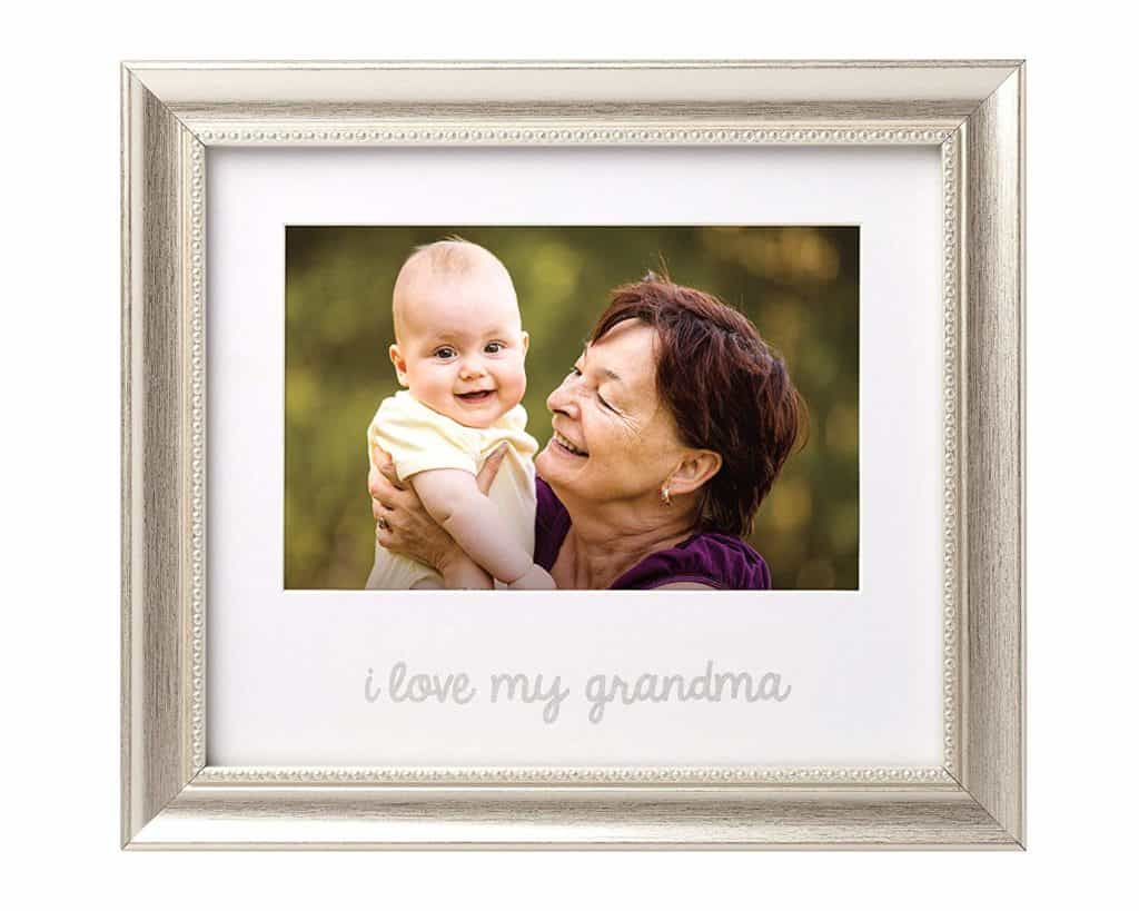 Mother's Day gift ideas all under $30 perfect for mom, mother in laws, daughters, sisters, friends, Grandma, and new Moms.