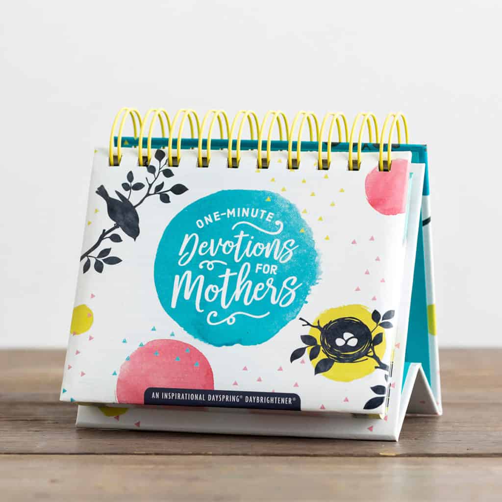 Mother's Day gift ideas all under $30 perfect for mom, mother in laws, daughters, sisters, friends, Grandma, and new Moms.