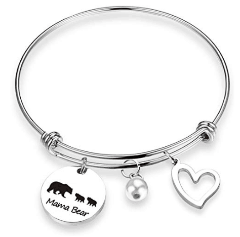 Mother's Day gift ideas all under $30 perfect for mom, mother in laws, daughters, sisters, friends, Grandma, and new Moms.