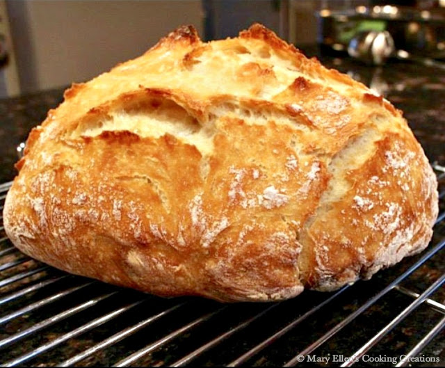 Make your own bread with these easy homemade bread recipes today. No knead, no yeast, flatbread, wheat, white, rolls, and dutch oven recipes!