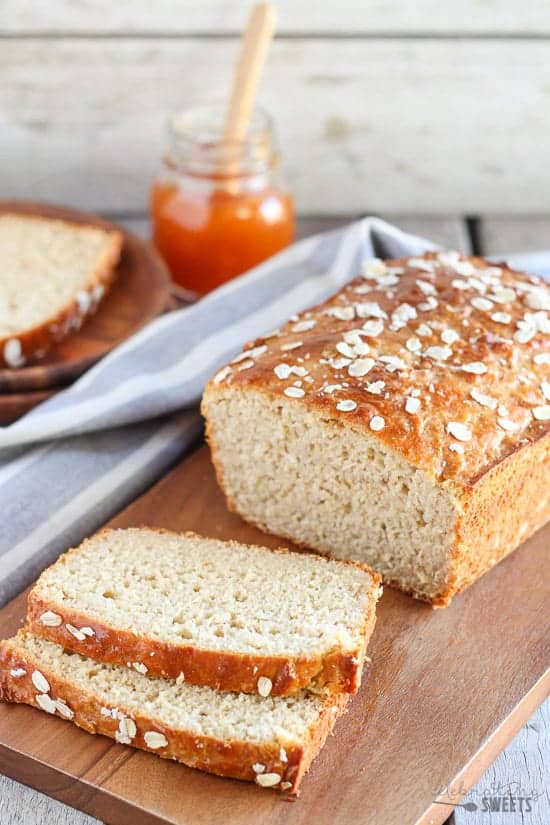 Make your own bread with these easy homemade bread recipes today. No knead, no yeast, flatbread, wheat, white, rolls, and dutch oven recipes!