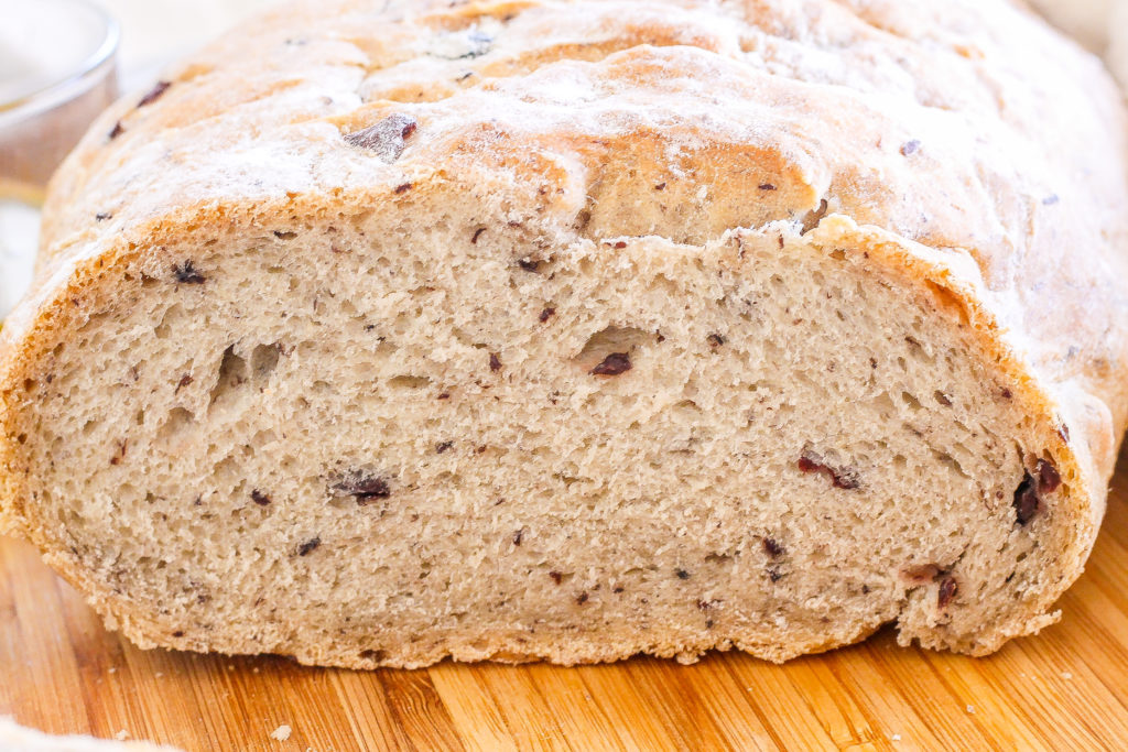 Make your own bread with these easy homemade bread recipes today. No knead, no yeast, flatbread, wheat, white, rolls, and dutch oven recipes!
