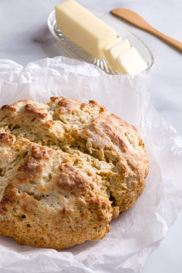 Make your own bread with these easy homemade bread recipes today. No knead, no yeast, flatbread, wheat, white, rolls, and dutch oven recipes!