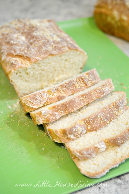 Make your own bread with these easy homemade bread recipes today. No knead, no yeast, flatbread, wheat, white, rolls, and dutch oven recipes!