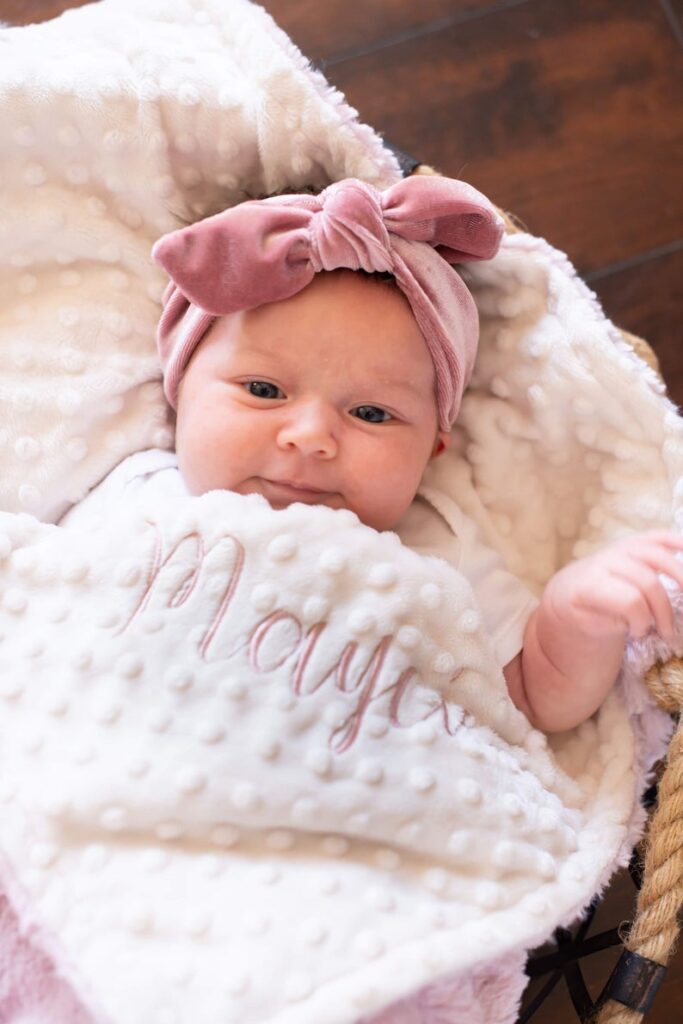 These are the best baby girl gift ideas! I love these cute, unique gifts - especially the personalized gifts with names and monograms!