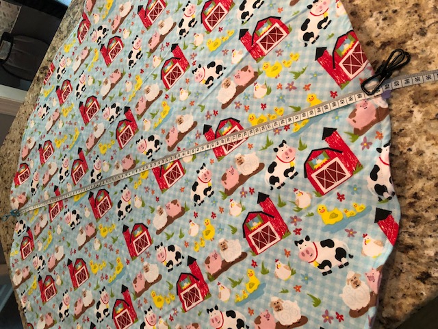 Make your own DIY baby play mat with this fun and easy beginner sewing step by step tutorial. Make one for your child or a special baby gift!