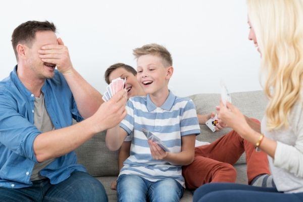 Give experiences instead of gifts with these creative non gift ideas for Christmas perfect for all ages from kids to families to parents and grandparents.