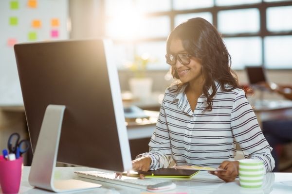 Learn how to create a plan to pay off debt quickly and easily so you can become debt free. These 4 steps will help you pay off debt fast even on a small income.