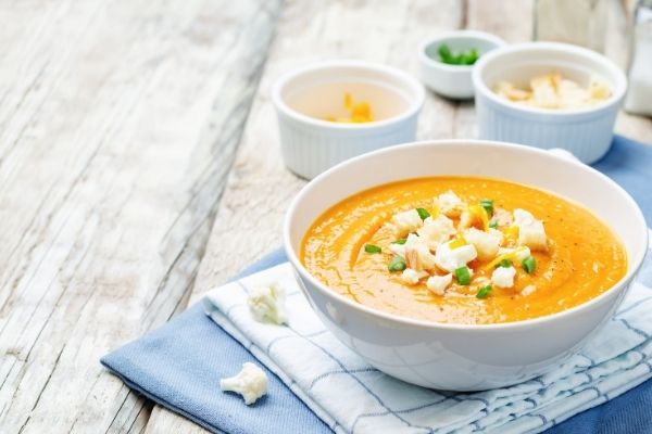 Looking for cheap foods and budget meal ideas? Check out this list of 20 frugal things to eat on a tight budget so you can eat great and save money!