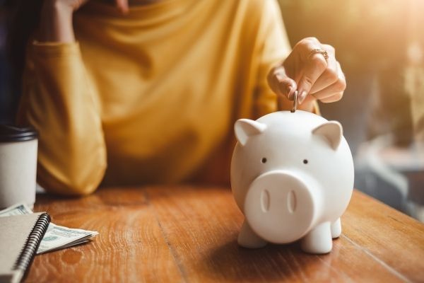 Learn how to save $5000 fast with these 3 savings plans to save $5000 in 3 months, in 6 months, or in a year with ideas to save money quickly!