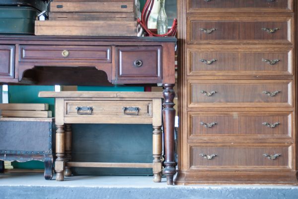 Want to make extra money flipping furniture? Learn how to find old furniture and household items at garage sales, thrift stores, and Facebook Marketplace, then clean, update, price, and resell them for profit. Great beginner-friendly side hustle idea for making extra cash locally.